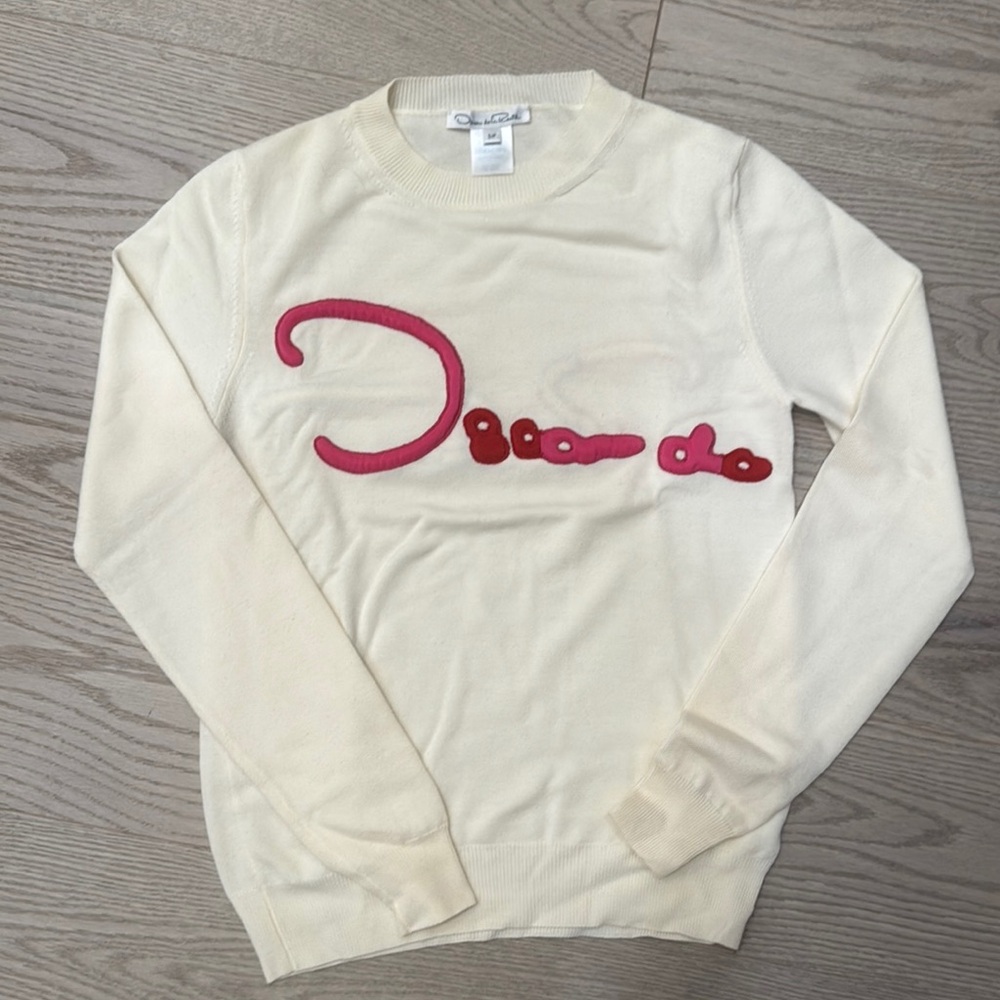 Oscar de la Renta Sweater with Pink Logo